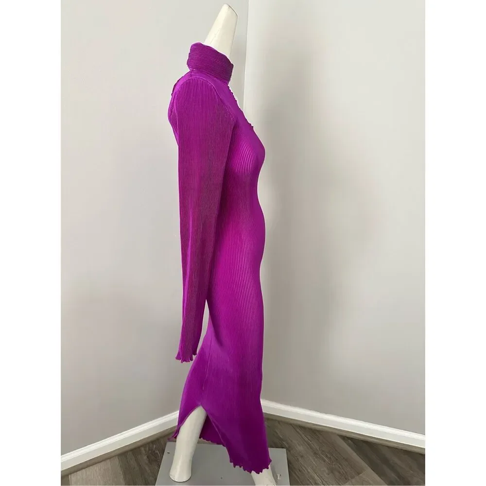 L'IDEE Soiree 90's Sleeved Gown in Grape Size AU8/US4 $365